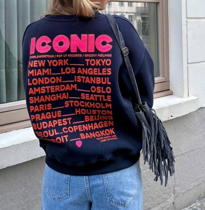 Sweat noir inscription ICONIC - Taille unique 36 au 42  